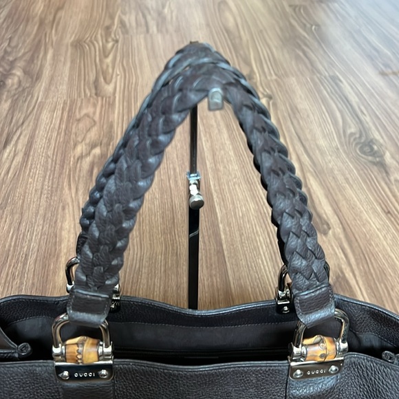 A143 - 💯 % authentic Gucci shoulder bag - Picture 11 of 16